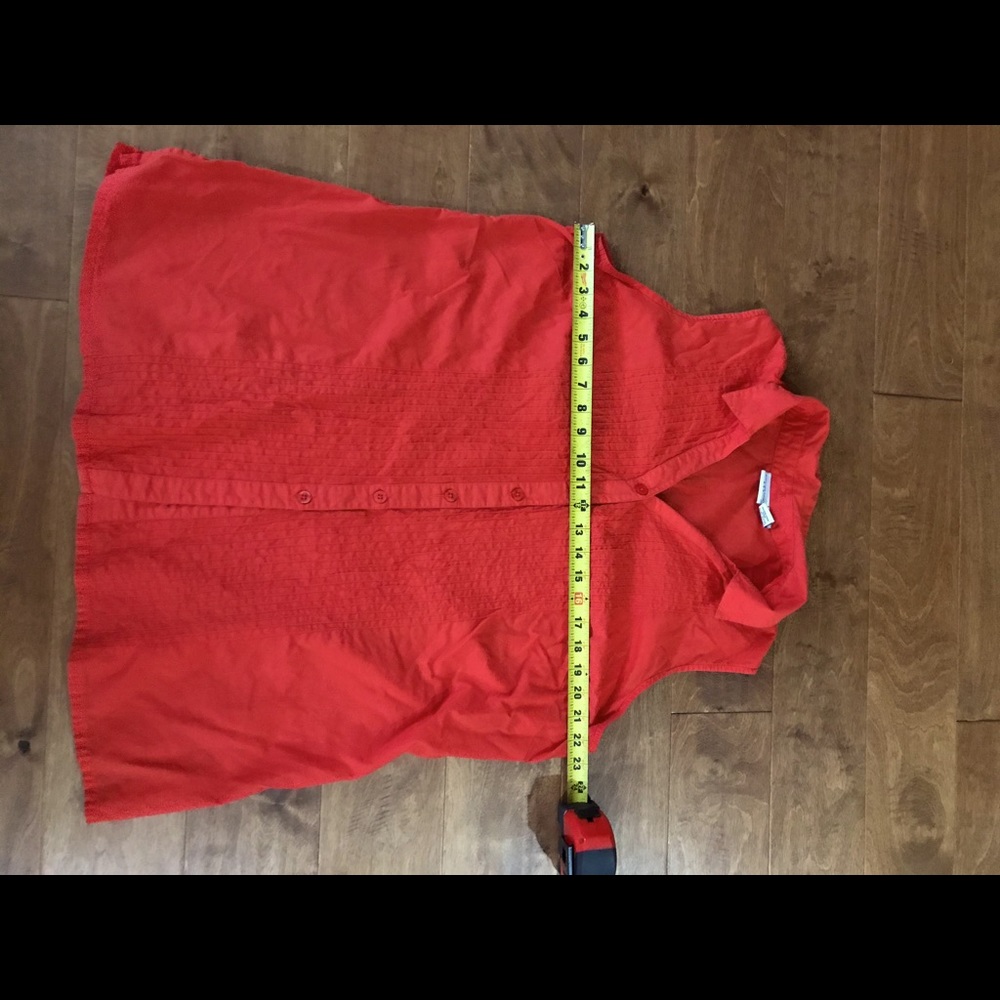Sleeveless top